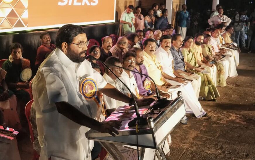 സുരക്ഷ ഉറപ്പാക്കിയും പൂരപ്രേമികളുടെ താല്പര്യം സംരക്ഷിച്ചും ഉത്സവങ്ങൾ നടത്തും: മന്ത്രി വി എൻ വാസവൻ