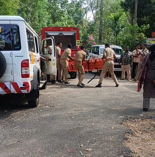 ആകാംക്ഷയും അറിവും നിറച്ച് തണ്ണീർമുക്കത്ത് മോക്ഡ്രിൽ