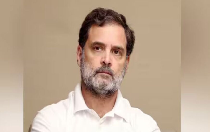 കോണ്‍ഗ്രസ് നാളെ രാജ്യവ്യാപകമായി മെഴുകുതിരി തെളിയിക്കും; രാഹുൽ ​ഗാന്ധി നാളെ കശ്മീർ സന്ദർശിക്കും