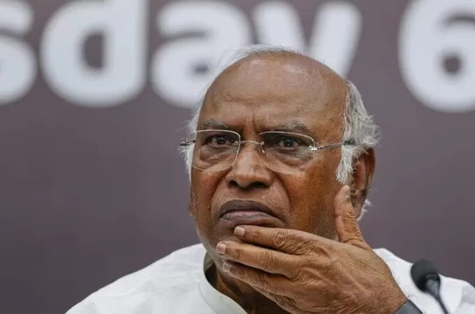 മല്ലികാര്‍ജുന്‍ ഖര്‍ഗെ രാജസ്ഥാനിലെ പാര്‍ട്ടി ബൂത്ത് ഏജന്റുമാരെ കാണും