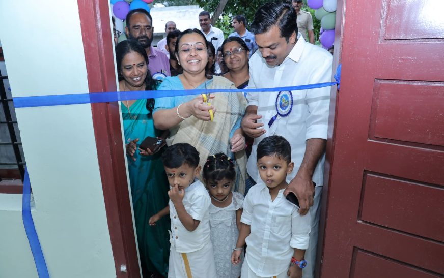 കുട്ടികളുടെ ബൗദ്ധികവും ശാരീരികവുമായ വളര്‍ച്ചയെ അങ്കണവാടികള്‍ സഹായിക്കുന്നു: മന്ത്രി വീണാ ജോര്‍ജ്