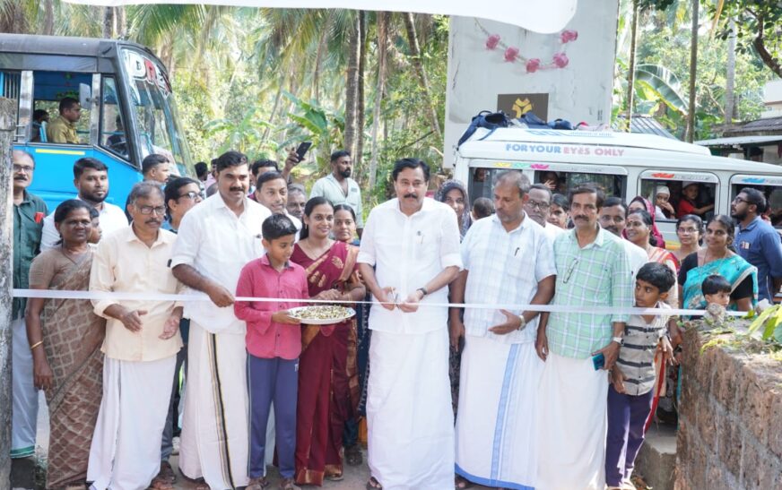 ഒഴൂർ പഞ്ചായത്തിൽ വിവിധ റോഡുകളുടെ ഉദ്ഘാടനം കായിക വകുപ്പ് മന്ത്രി വി. അബ്ദുറഹിമാൻ നിർവഹിച്ചു