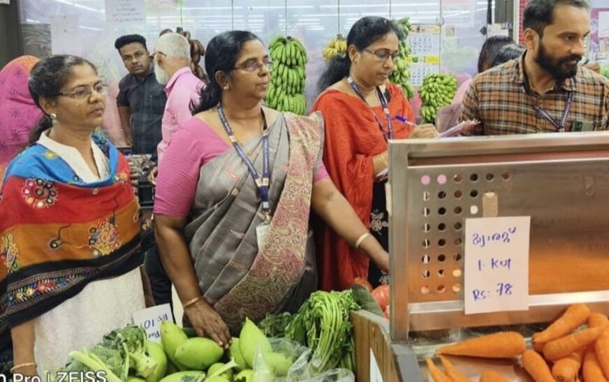 വില വര്‍ധന: പാലക്കാട് പഴക്കടകളില്‍ പരിശോധന നടത്തി