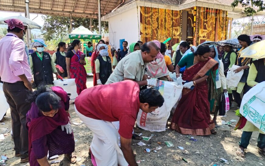 പൂരം കൊടിയിറങ്ങും മുന്നേ പൂരപ്പറമ്പ് ക്ലീൻ