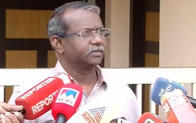 സിദ്ധാര്‍ത്ഥന്റെ മരണം: ഡീനിനെയും  അസിസ്റ്റന്റ്  വാർഡനെയും സസ്‌പെൻഡ് ചെയ്യാൻ നിർദ്ദേശം