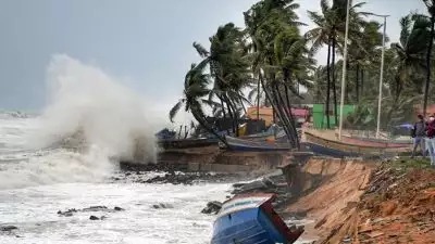 കടല്‍ പ്രക്ഷുബ്ധമാകാൻ സാധ്യത; കേരളാ തീരത്ത് വീണ്ടും ജാഗ്രതാ നിര്‍ദേശം