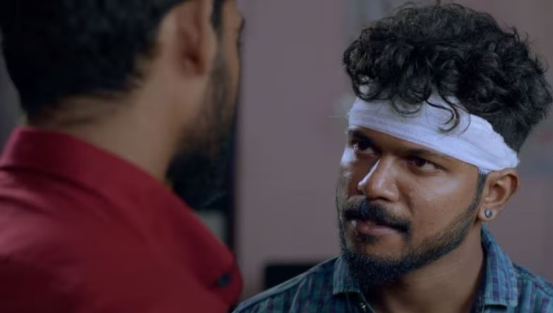 വൈറൽ ഷോർട്ട്‌ ഫിലിം ‘കാക്ക’യ്ക്ക് ശേഷം അജു അജീഷ്‌ സംവിധാനത്തിൽ ‘പന്തം’ സിനിമയുടെ ടീസർ പുറത്ത്