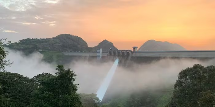 എല്ലാ വർഷവും ഡാമിൽ പരിശോധന നടത്തണം; സുപ്രീം കോടതി നിയോഗിച്ച അഞ്ചംഗ മേൽനോട്ട സമിതി മുല്ലപ്പെരിയാർ അണക്കെട്ടിൽ പരിശോധന തുടങ്ങി