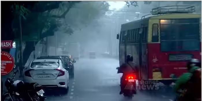 സംസ്ഥാനത്ത് ഇന്ന് ശക്തമായ മഴയ്ക്ക് സാധ്യത; 9 ജില്ലകളിൽ ഇന്ന് യെല്ലോ അലർട്ട്