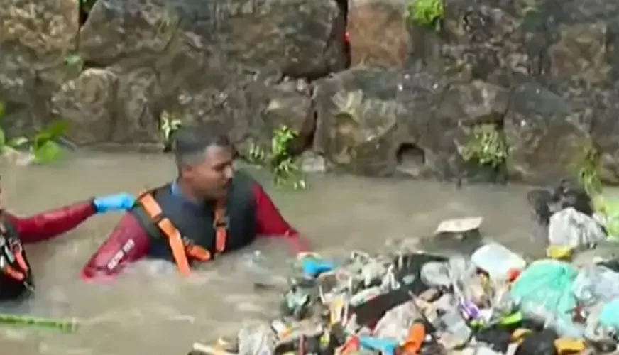 തോട് വൃത്തിയാക്കാനിറങ്ങയ തൊഴിലാളിയെ കാണാതായി