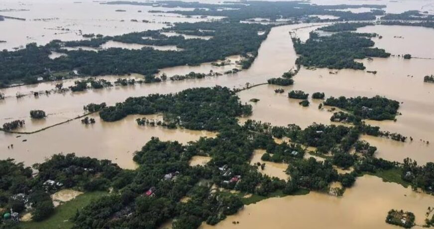 ബംഗ്ലാദേശില്‍ വെള്ളപ്പൊക്കം : ഇന്ത്യയ്ക്ക് എതിരെ ആരോപണവുമായി പുതിയ സര്‍ക്കാര്‍ രംഗത്ത്