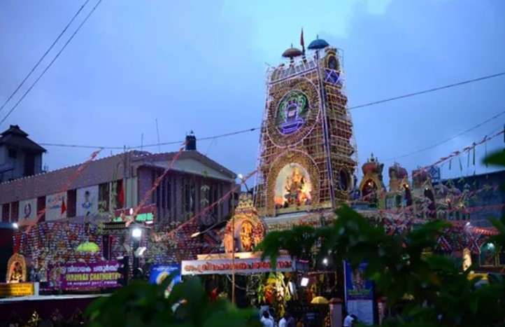 അനന്തപുരിയിൽ സൈന്യത്തിന്റെ സംരക്ഷണത്തിൽ ഒരു ക്ഷേത്രം, “പഴവങ്ങാടി ശ്രീ മഹാഗണപതി ക്ഷേത്രം”;  വിശേഷങ്ങളറിയാം