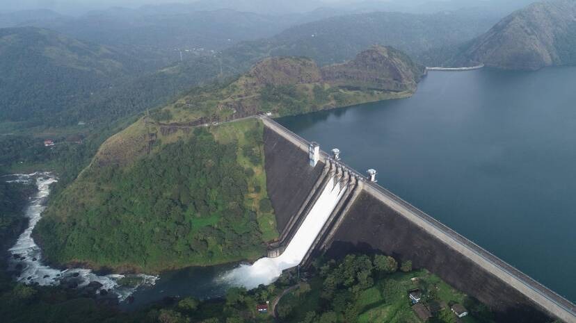 മുല്ലപ്പെരിയാർ അണക്കെട്ടുമായി ബന്ധപ്പെട്ട് പ്രചരിക്കുന്നത് അനാവശ്യ പ്രചരണങ്ങൾ; ഭയപ്പെടേണ്ടതില്ലെന്ന് ഇടുക്കി ജില്ലാ കളക്ടർ