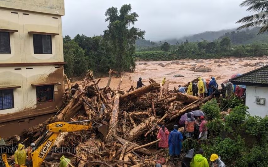 വയനാട് ദുരന്തം; ചാലിയാർ പുഴയിൽ നിന്ന് തിങ്കളാഴ്ച ലഭിച്ചത് രണ്ട് ശരീര ഭാഗങ്ങൾ