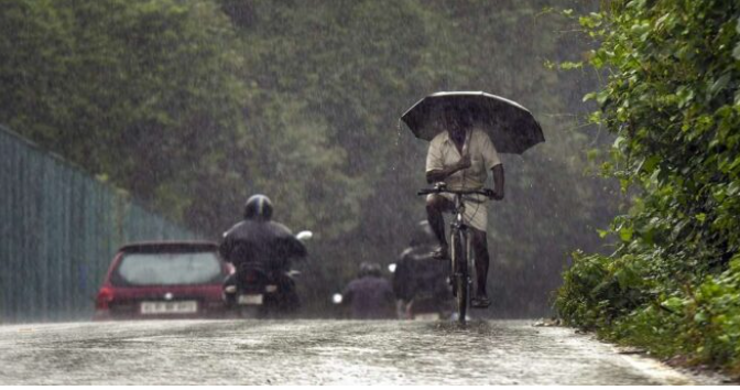 സം​സ്ഥാ​ന​ത്ത് ശ​ക്ത​മാ​യ മ​ഴ​യ്ക്ക് സാ​ധ്യ​ത