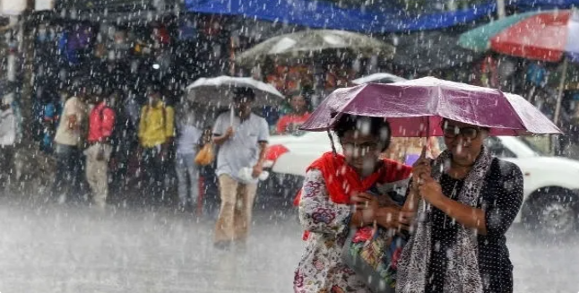 ത​മി​ഴ്നാ​ട്ടി​ൽ ശക്തമായ മഴ ; രാ​മേ​ശ്വ​ര​ത്ത് മേ​ഘ​വി​സ്ഫോ​ട​നം