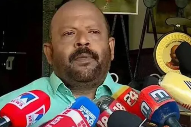 ആ​ന എ​ഴു​ന്ന​ള്ളി​പ്പ് ; അ​ടി​യ​ന്ത​ര ച​ട്ട​ഭേ​ദ​ഗ​തി വേ​ണ​മെ​ന്ന് വി.​എ​സ്. സു​നി​ല്‍ കു​മാ​ര്‍