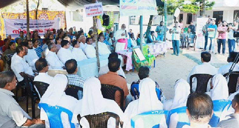 ക്രിസ്മസ് ആഘോഷം ഇല്ല ; നിരാഹാര സമരം അനുഷ്ഠിക്കാൻ മുനമ്പം ജനത