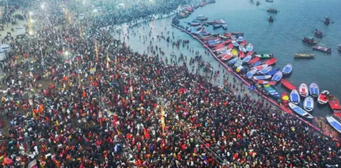 മ​ഹാ​കും​ഭ​മേ​ള​യിലെ തി​ക്കി​ലും തി​ര​ക്കി​ലും പെ​ട്ട് നി​ര​വ​ധി പേ​ർ​ക്ക് പ​രി​ക്ക്