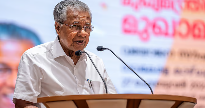 പോ​ലീ​സ് ഉ​ദ്യോ​ഗ​സ്ഥ​ർ​ക്ക് മു​ന്ന​റി​യി​പ്പു​മാ​യി മു​ഖ്യ​മ​ന്ത്രി