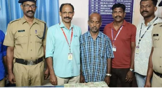 ട്രെ​യി​ൻ വ​ഴി ക​ട​ത്താ​ൻ ശ്ര​മി​ച്ച 16.56 ല​ക്ഷം രൂ​പ പിടികൂടി