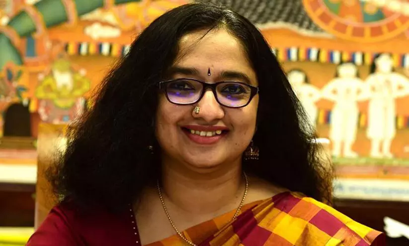 ദിവ്യ എസ് അയ്യർക്കെതിരെ സമൂഹമാധ്യമത്തിൽ അശ്ലീല കമന്റ്; ദലിത് കോൺഗ്രസ് നേതാവിനെതിരെ നടപടി