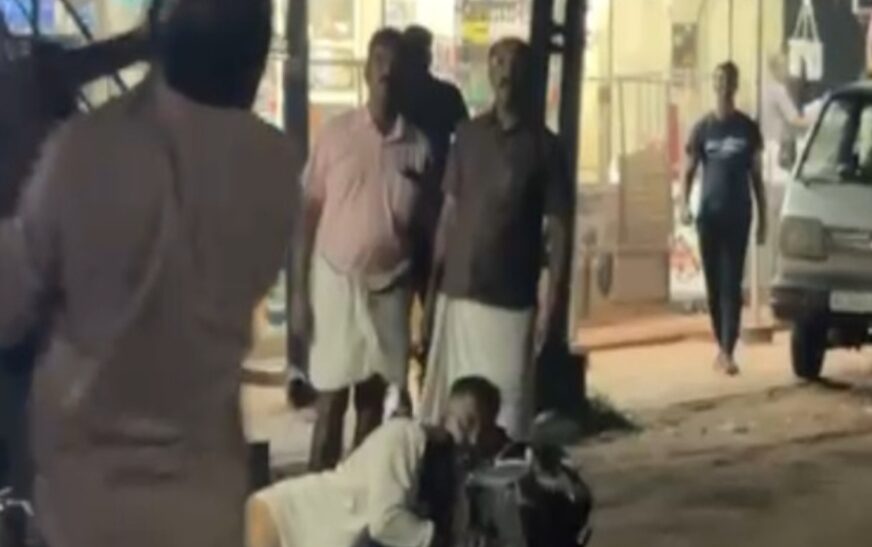 പാർസൽ വാങ്ങിയ പണം നൽകിയില്ലെന്ന് ഹോട്ടലുടമ, ക്രൂരമായി മർദ്ദിച്ച് യുവാക്കൾ