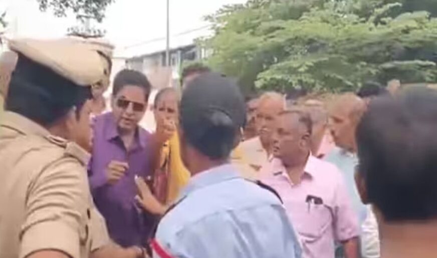 ഹിജാബ് വിവാദത്തിനു പിന്നാലെ കർണാടകയിൽ വീണ്ടും വിവാദം