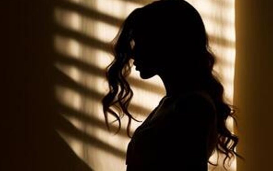 മലപ്പുറത്ത് യുവതി പതിനഞ്ചുകാരനെ ലൈം​ഗിക പീഡനത്തിനിരയാക്കി