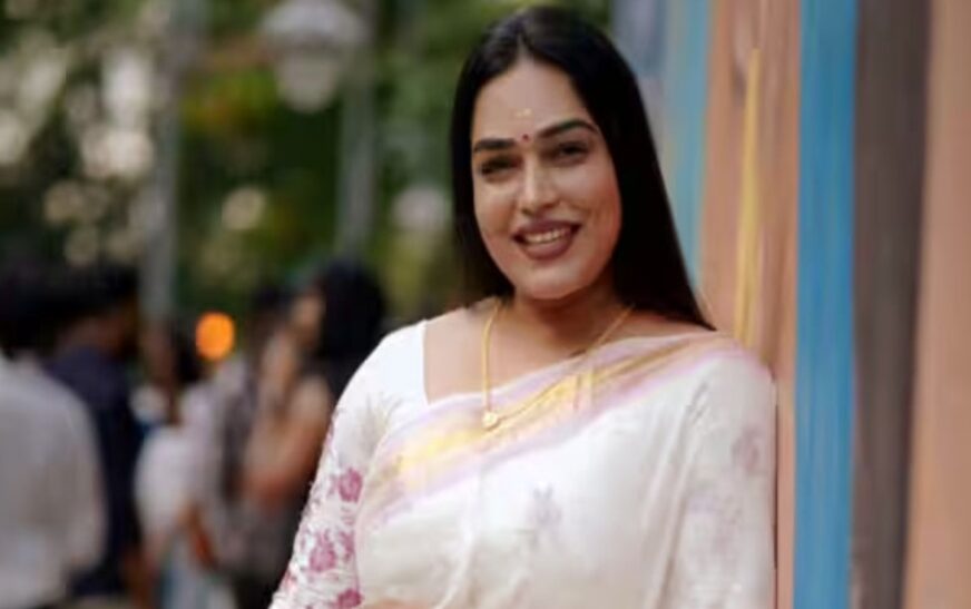 ട്രാൻസ്ജൻഡർ ആണ് എന്ന് പറഞ്ഞു നടക്കുന്നവരോട് പുച്ഛം മാത്രം”; സീമ വിനീത്