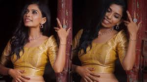 വ്യക്തിത്വവുമായി പെരുകുന്ന രേണു സുധി: വിമർശനങ്ങൾക്കും വിമർശകർക്കും ധൈര്യത്തോടെയും സത്യസന്ധതയോടെയും മറുപടി നൽകുന്ന ജീവിതയാത്ര