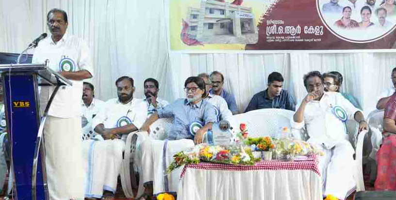 കേരളം വികസനപാതയില്‍ അതിവേഗം സഞ്ചരിക്കുന്നു ; മന്ത്രി ഒ ആര്‍ കേളു