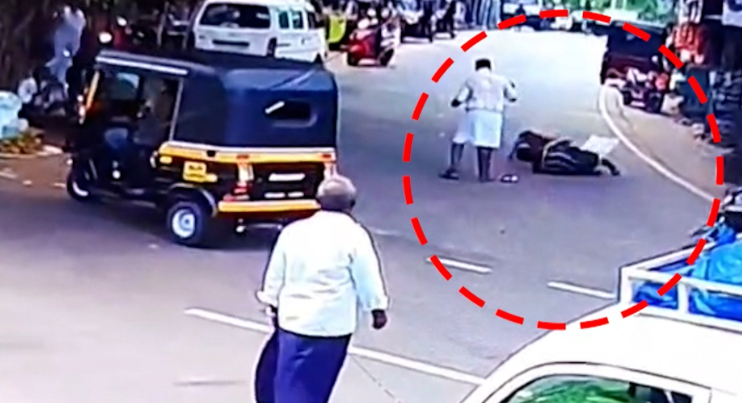 കൊല്ലത്ത് തെരുവുനായയുടെ ആക്രമണം ; നാട്ടുകാർ നായയെ തല്ലിക്കൊന്നു