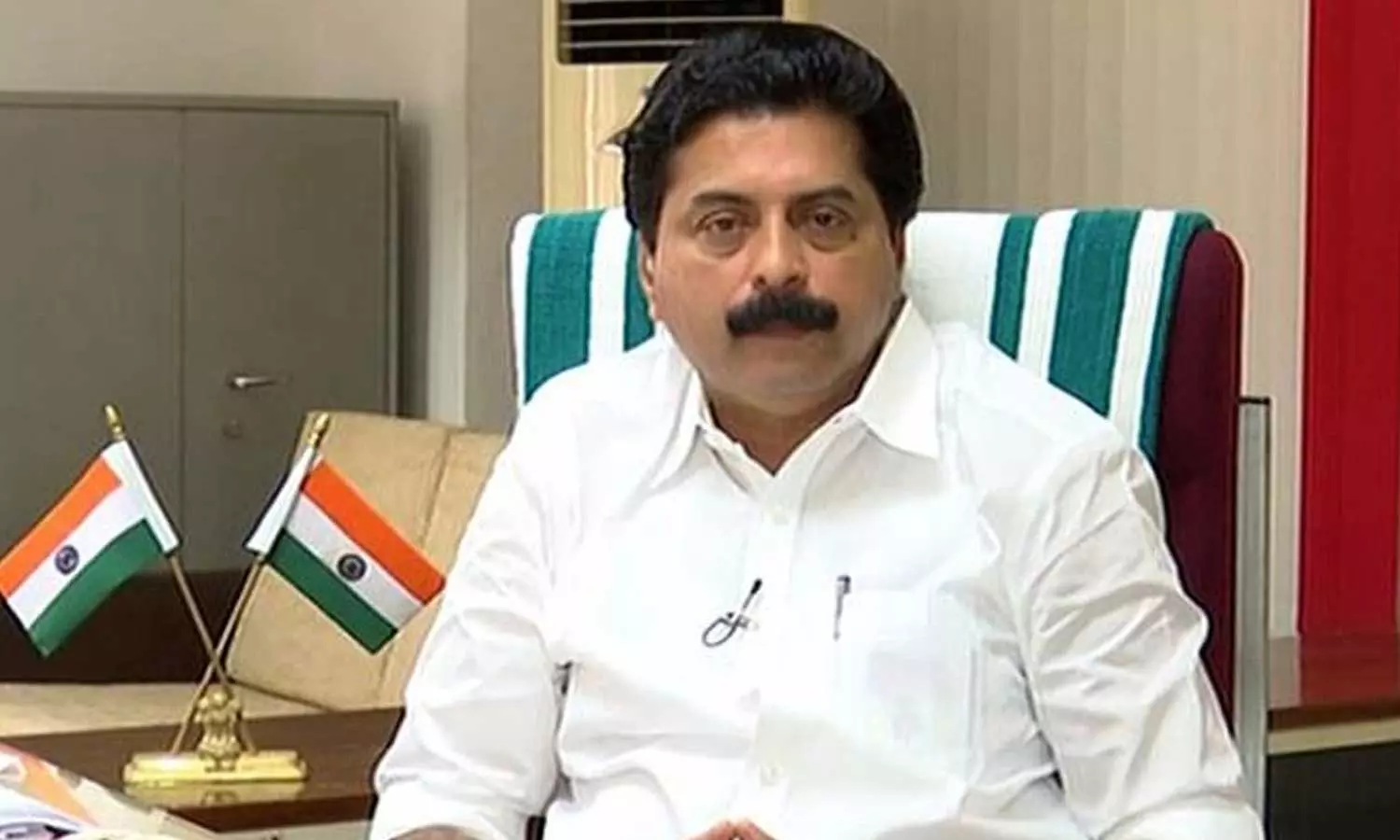 വേടനൊപ്പം സർക്കാരും പൊതുജനങ്ങളുമുണ്ടെന്ന് മന്ത്രി റോഷി അഗസ്റ്റിൻ