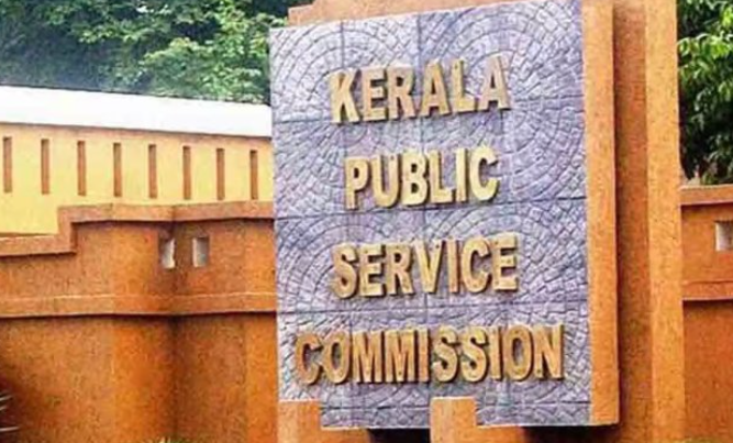 പിഎസ്‌സി ചെയ‍ർമാനും അംഗങ്ങൾക്കും ശമ്പളത്തിന് പിന്നാലെ പെന്‍ഷനും വര്‍ധിപ്പിച്ച് സര്‍ക്കാര്‍