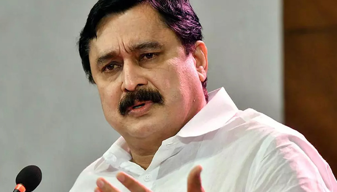 ലയണല്‍ മെസ്സി കേരളത്തില്‍ വരാത്തതിന്റെ പൂര്‍ണ ഉത്തരവാദിത്തം സ്‌പോണ്‍സര്‍ക്ക് ; വി അബ്ദുറഹിമാന്‍