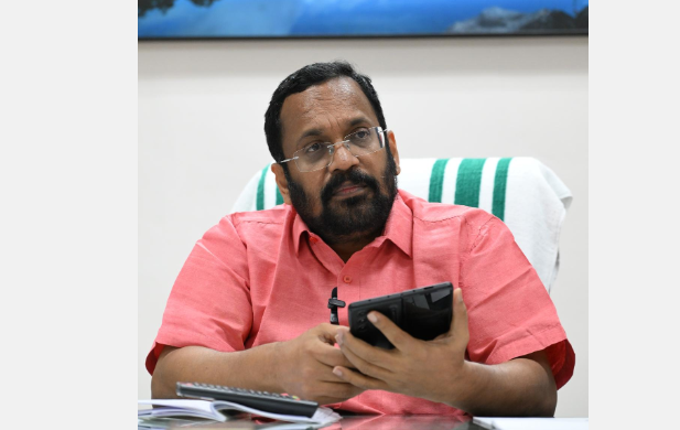മഴ മുന്നറിയിപ്പ് ; വ​ട​ക്ക​ൻ ജി​ല്ല​ക​ളി​ലും മ​ല​യോ​ര പ്ര​ദേ​ശ​ങ്ങ​ളി​ലും ജാ​ഗ്ര​ത വേ​ണമെന്ന് റ​വ​ന്യൂമ​ന്ത്രി