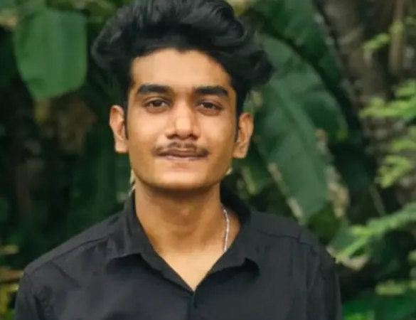 ലോറിയിടിച്ച് ബൈക്ക് യാത്രികൻ മരിച്ചു