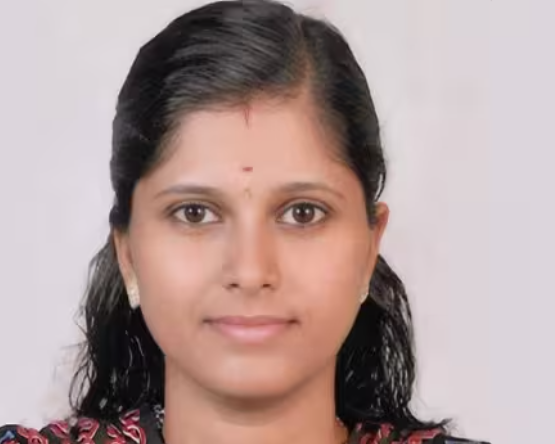 ഇഷ്ടിക തലയിൽ വീണ് ചികിത്സയിലായിരുന്ന യുവതി മരിച്ചു