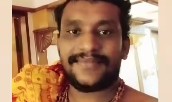 വീ​ട്ടി​ലെ പൂ​ജാ​മു​റി​യി​ൽ നിന്ന് എം​ഡി​എം​എ​യും ക​ഞ്ചാ​വും പി​ടി​കൂ​ടി