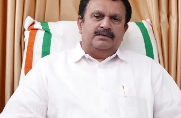 സു​ധാ​ക​ര​ന്‍ മാ​റ​ണ​മെ​ന്ന് ത​ങ്ങ​ള്‍ ആ​രും ആ​വ​ശ്യ​പ്പെ​ട്ടി​ട്ടി​ല്ലെന്ന് കെ. മു​ര​ളീ​ധ​ര​ൻ