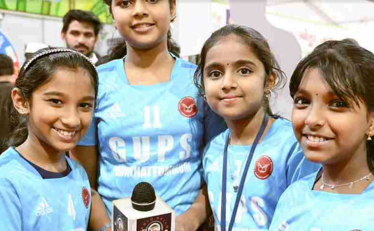 ചിരിയും ചിന്തയും പാട്ടും വരയുമായി ക്രിയേറ്റിവിറ്റി കോര്‍ണര്‍