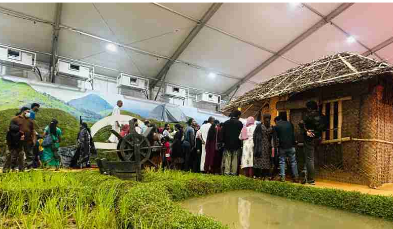 വയലും കുളവും കുടിലും; ഗ്രാമീണ വഴികളിലൂടെയുള്ള സഞ്ചാരമായി ടൂറിസം വകുപ്പ് സ്റ്റാള്‍