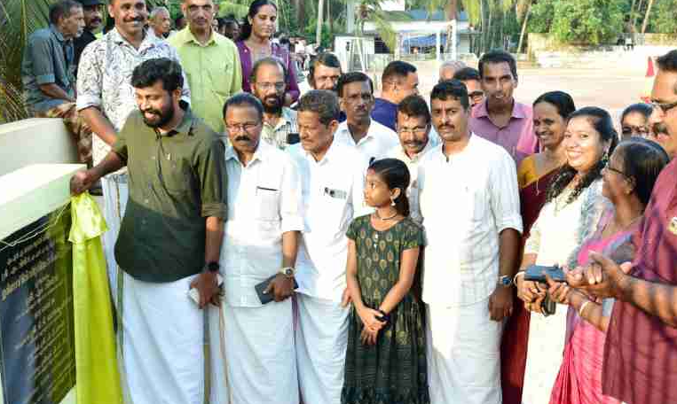 നവീകരിച്ച ഇരിണാവ് മിനിസ്റ്റേഡിയം നാടിന് സമർപ്പിച്ചു