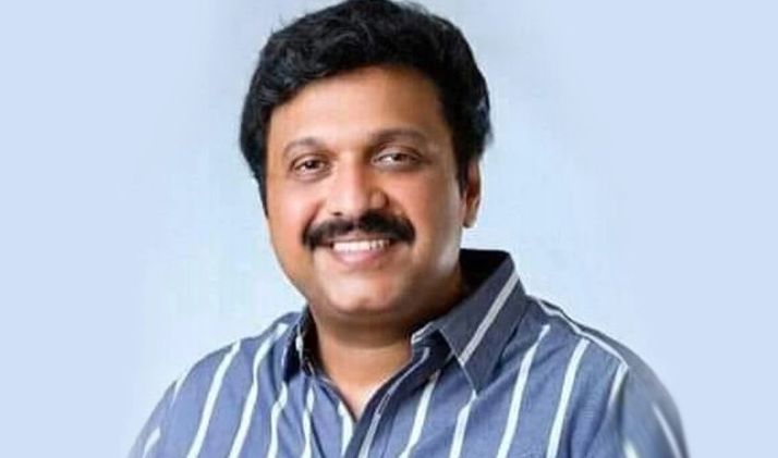 വൈറ്റിലയിലെ ഗതാഗത കുരുക്കിന് പരിഹാരം കാണും ; മന്ത്രി കെ ബി ഗണേഷ് കുമാർ
