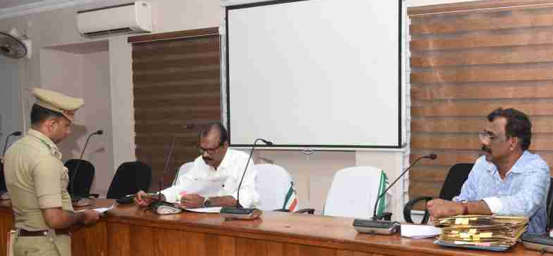 ഓഫീസില്‍ വിവരം സൂക്ഷിച്ചില്ലെങ്കില്‍ മേധാവിക്കെതിരെ നടപടി ; വിവരാവകാശ കമീഷണര്‍