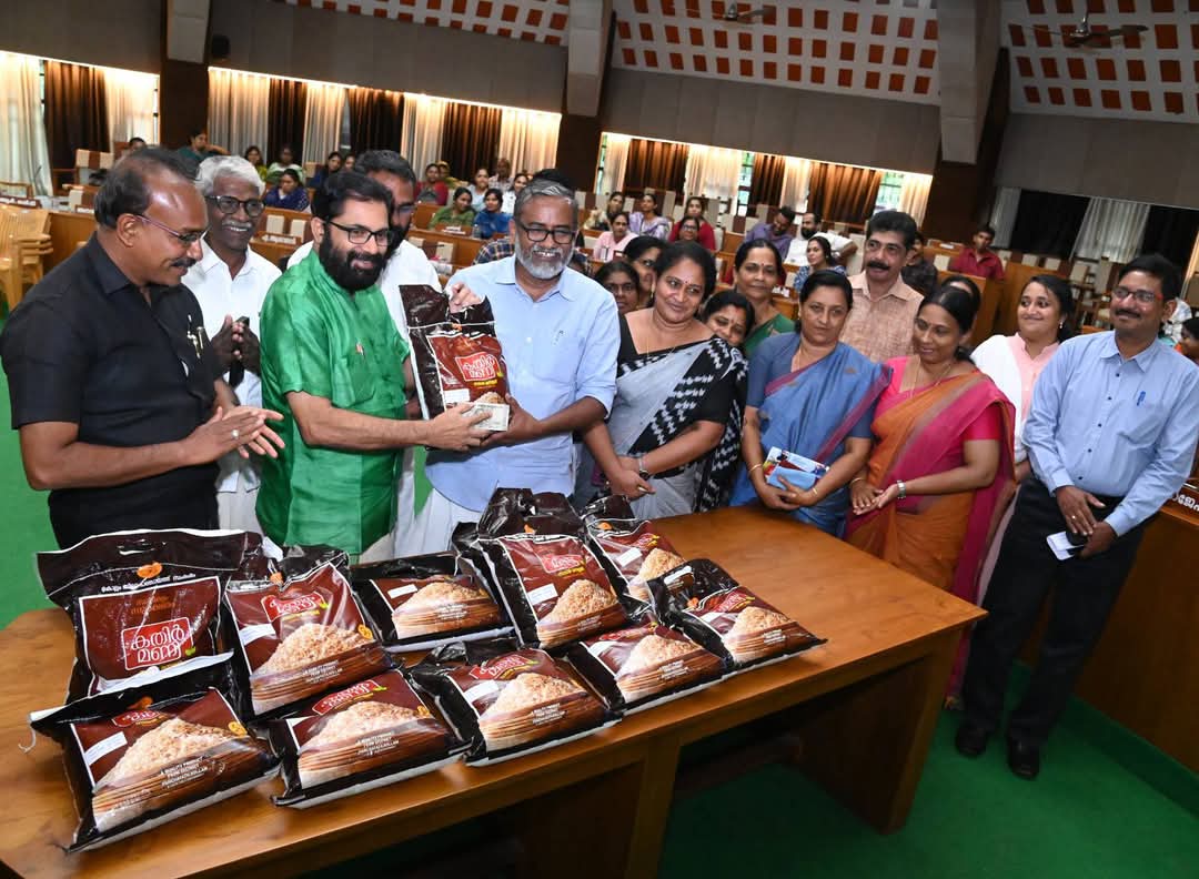 കൊല്ലത്തിന്റെ കതിർമണി മറ്റ് ജില്ലാ പഞ്ചായത്തുകൾ അനുകരിക്കേണ്ട മാതൃക: മന്ത്രി പി പ്രസാദ്
