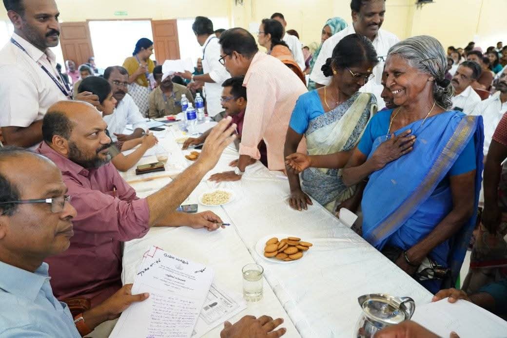 സ്വന്തമായി ഒരു തുണ്ട് ഭൂമി എന്ന നിവാസികളുടെ സ്വപ്നം സഫലമാക്കി മന്ത്രി പി രാജീവ്‌