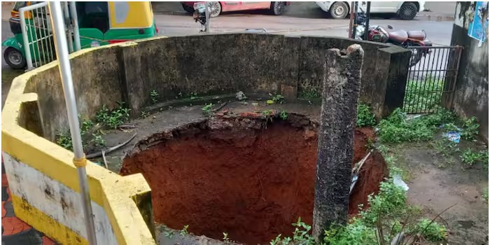 കനത്ത മഴയിൽ കിണർ ഇടിഞ്ഞു താഴ്ന്നു