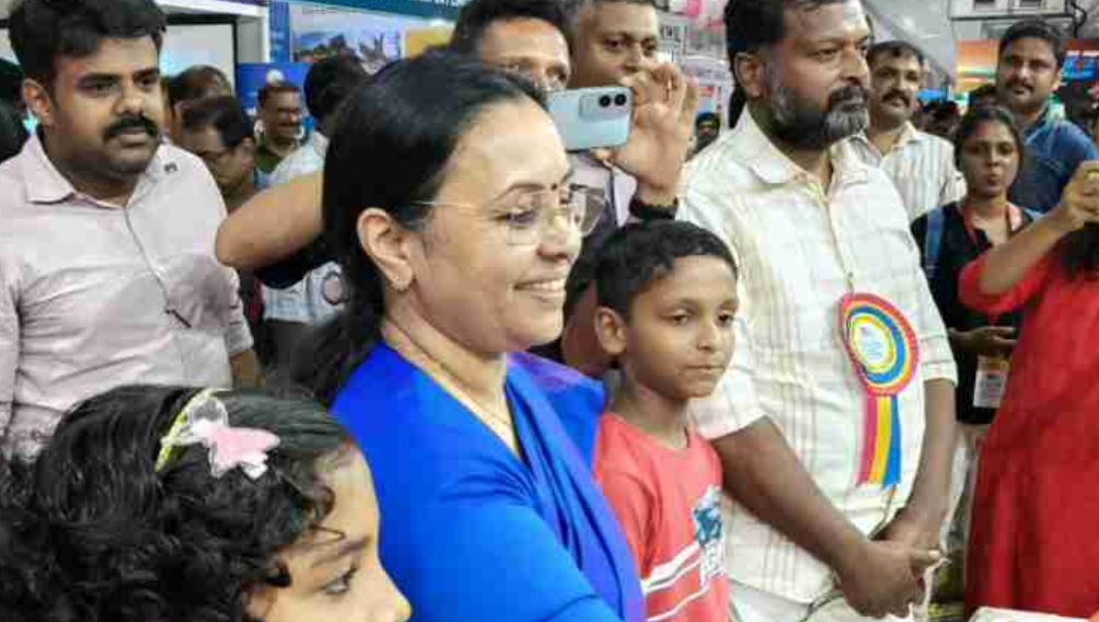 നോര്‍ക്ക വകുപ്പ് സ്റ്റാളുകളുടെ പ്രവര്‍ത്തനോദ്ഘാടനം മന്ത്രി വീണാ ജോര്‍ജ് നിര്‍വഹിച്ചു